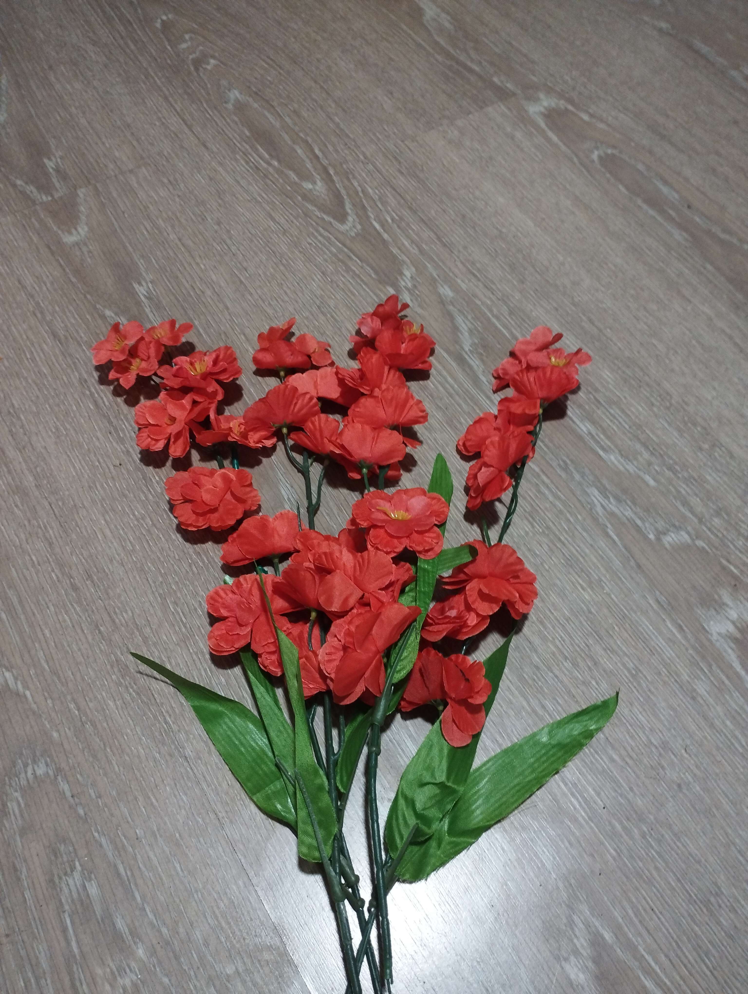 Фотография покупателя товара Цветы искусственные "Веточка сакуры" d-5 см 70 см, красный - Фото 3