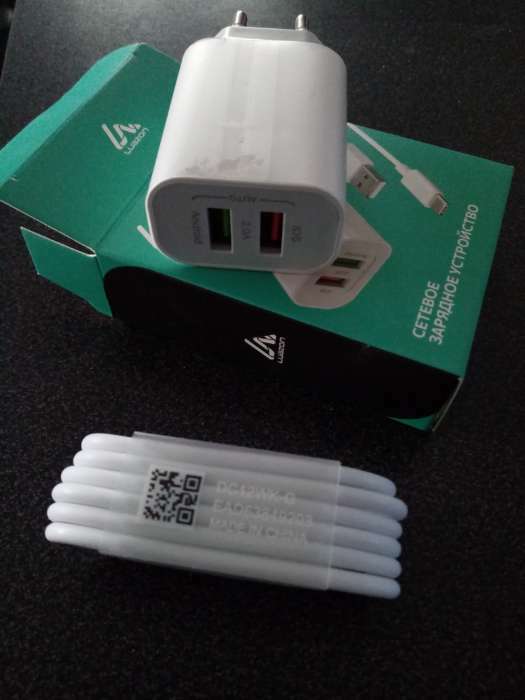 Фотография покупателя товара Сетевое зарядное устройство LuazON LCC-96, 2 USB, 2 A, кабель Type-C, белое - Фото 4