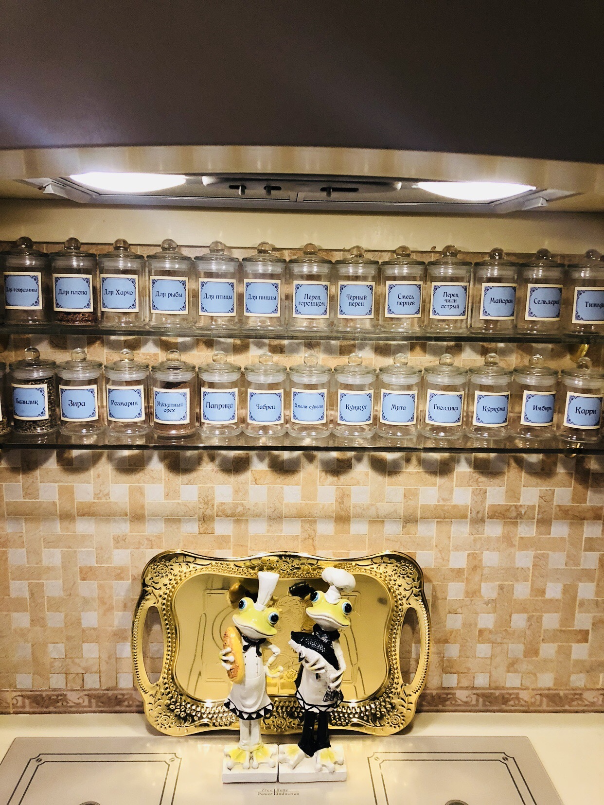 Фотография покупателя товара Банка стеклянная для сыпучих продуктов «Стелла», 700 мл, 10×18 см - Фото 3