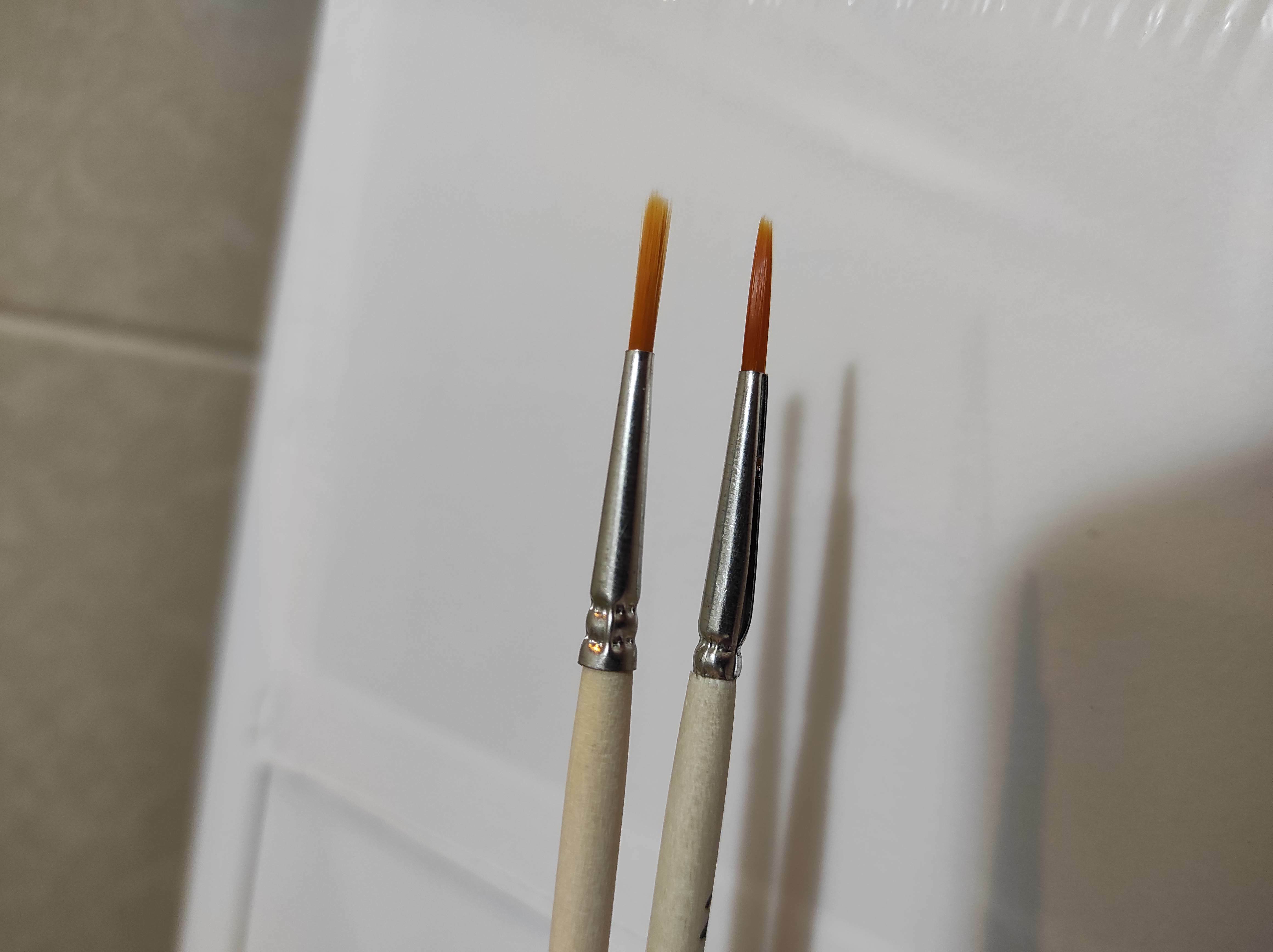 Фотография покупателя товара Кисть Синтетика Круглая № 2 (диаметр обоймы 2 мм; длина волоса 12 мм), деревянная ручка, Calligrata - Фото 5