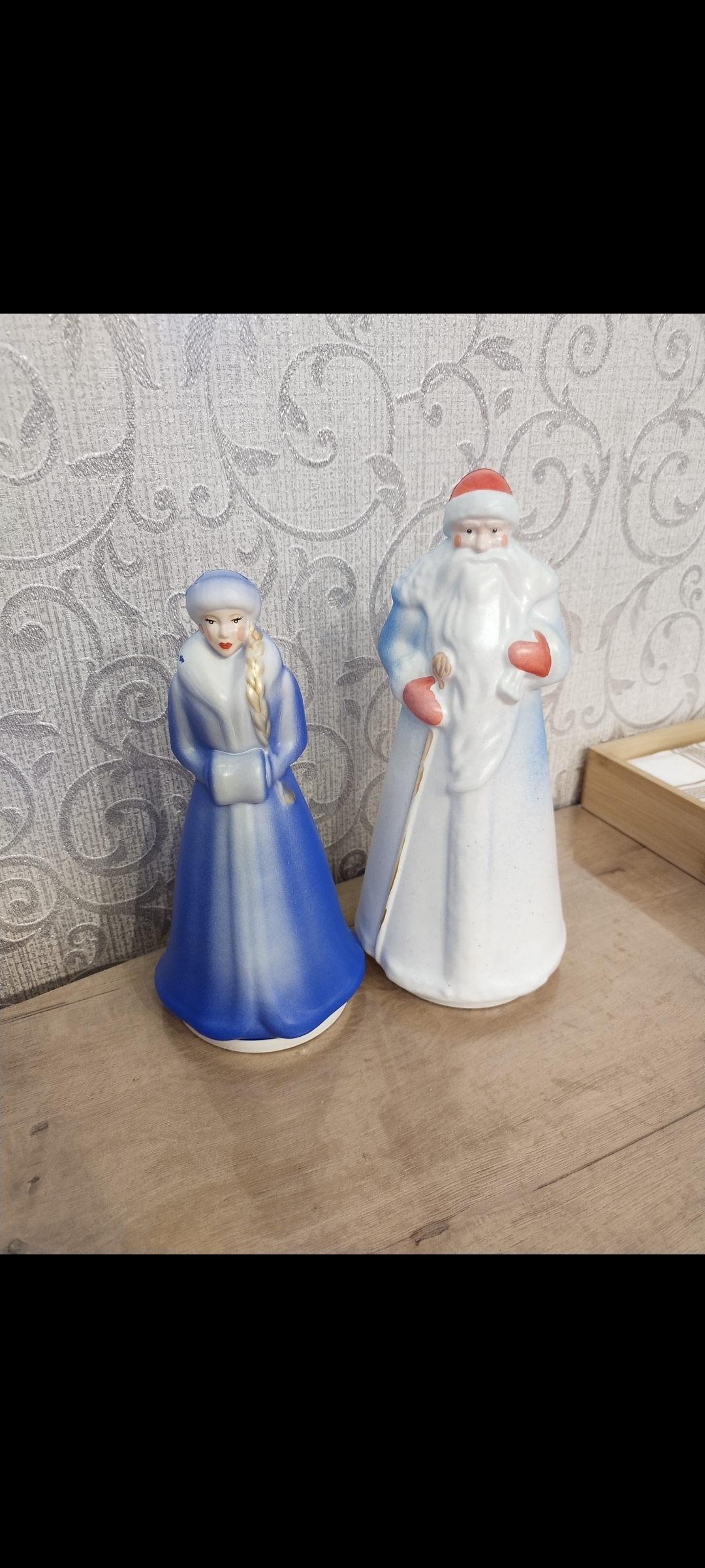 Фотография покупателя товара Дед Мороз пластик 25х10,5 см, бело-голубой - Фото 1