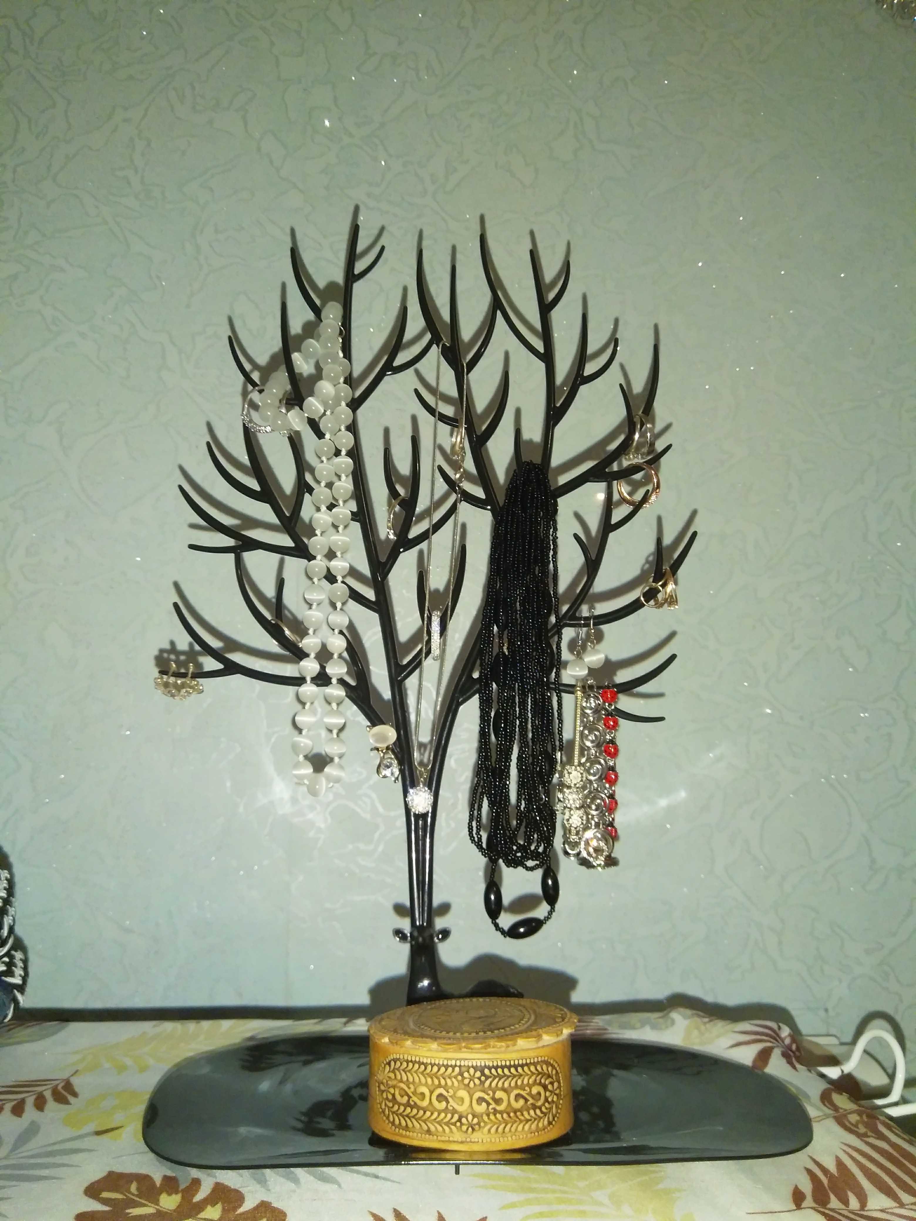 Фотография покупателя товара Подставка для украшений "Олень", 25 х 15 х 41 см, прямоугольное основание, цвет чёрный - Фото 14