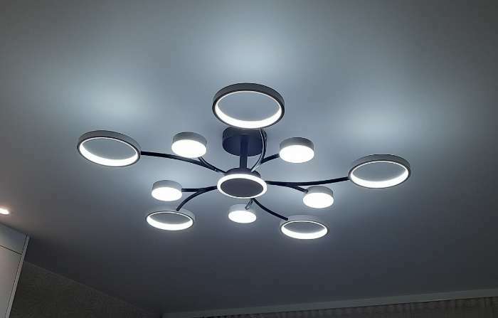 Фотография покупателя товара Люстра с ПДУ 2299/7WT LED 136Вт 3000-6000К белый 77х77х18 см BayerLux - Фото 1