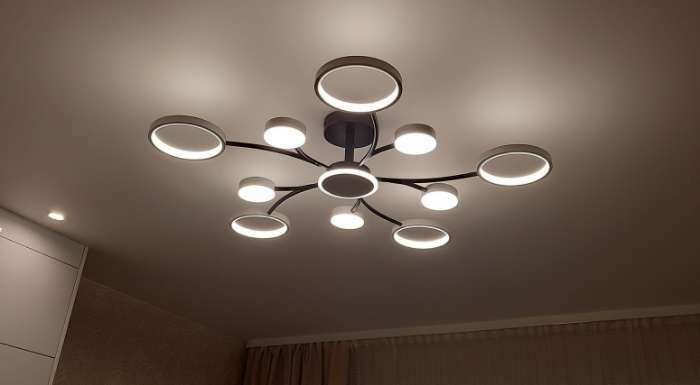 Фотография покупателя товара Люстра с ПДУ 2299/7WT LED 136Вт 3000-6000К белый 77х77х18 см BayerLux - Фото 2