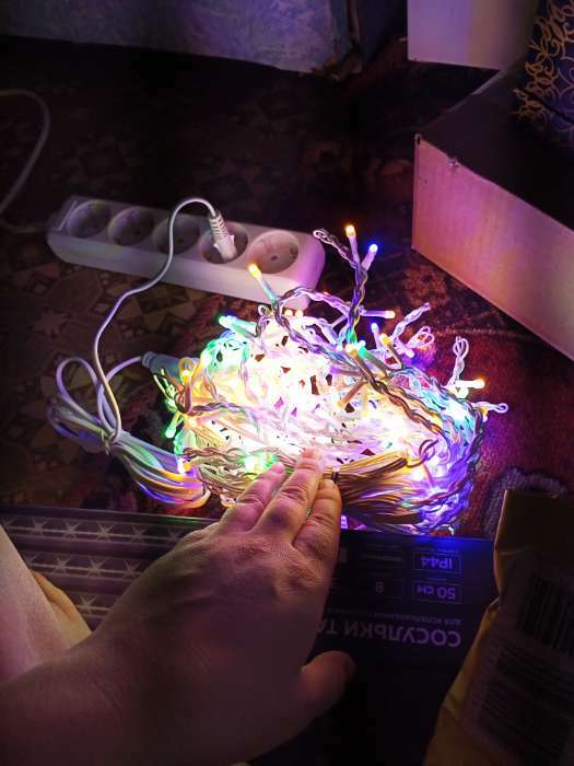 Фотография покупателя товара Гирлянда «Бахрома» 3 × 0.6 м, IP44, УМС, прозрачная нить, 160 SMD-LED, свечение мульти, 220 В - Фото 3