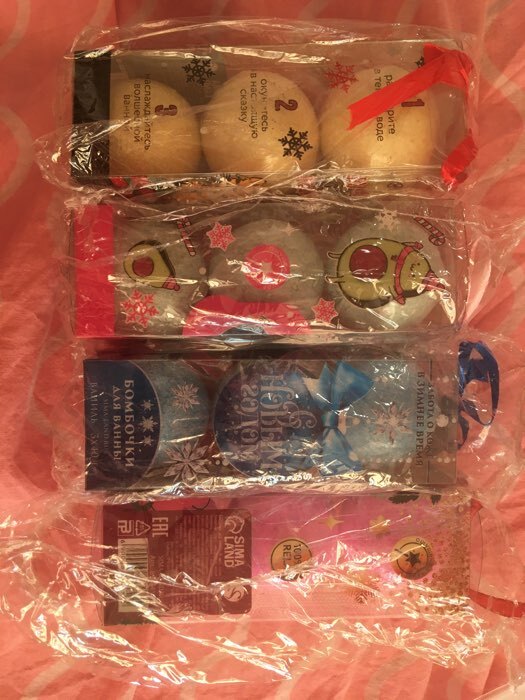 Фотография покупателя товара Набор бомбочек для ванны "С Новым годом!" 3 шт по 40 г, аромат зимняя ягода - Фото 1
