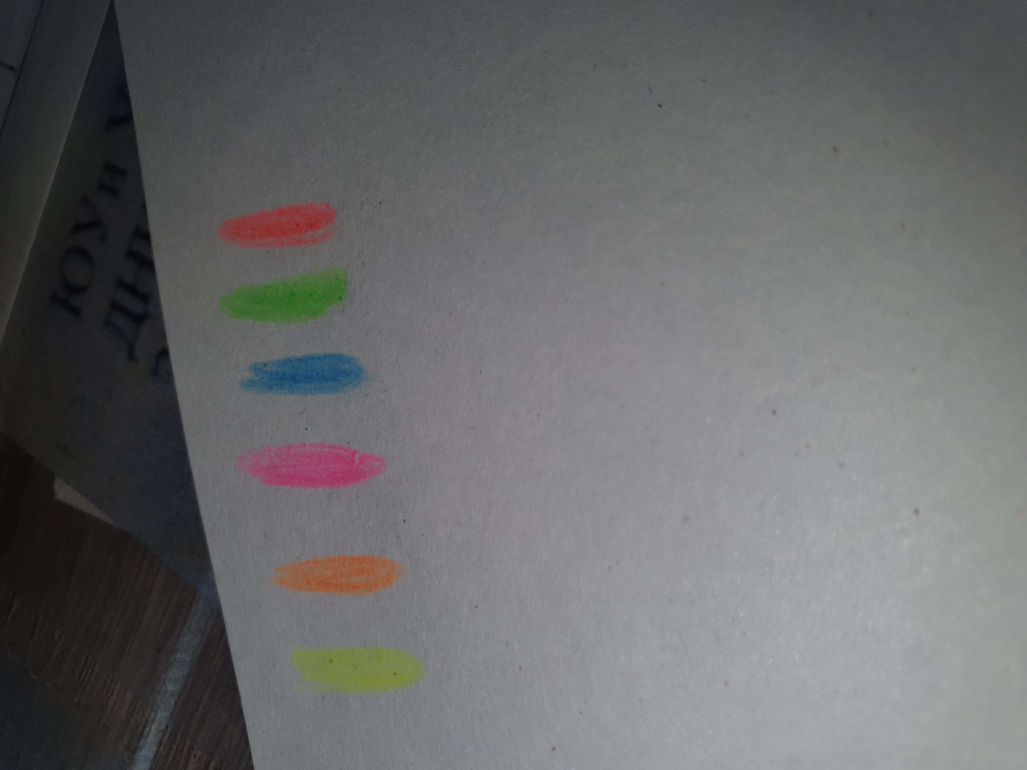 Фотография покупателя товара Карандаши Neon, 6 цветов, "Каляка-Маляка", трёхгранные неоновые
