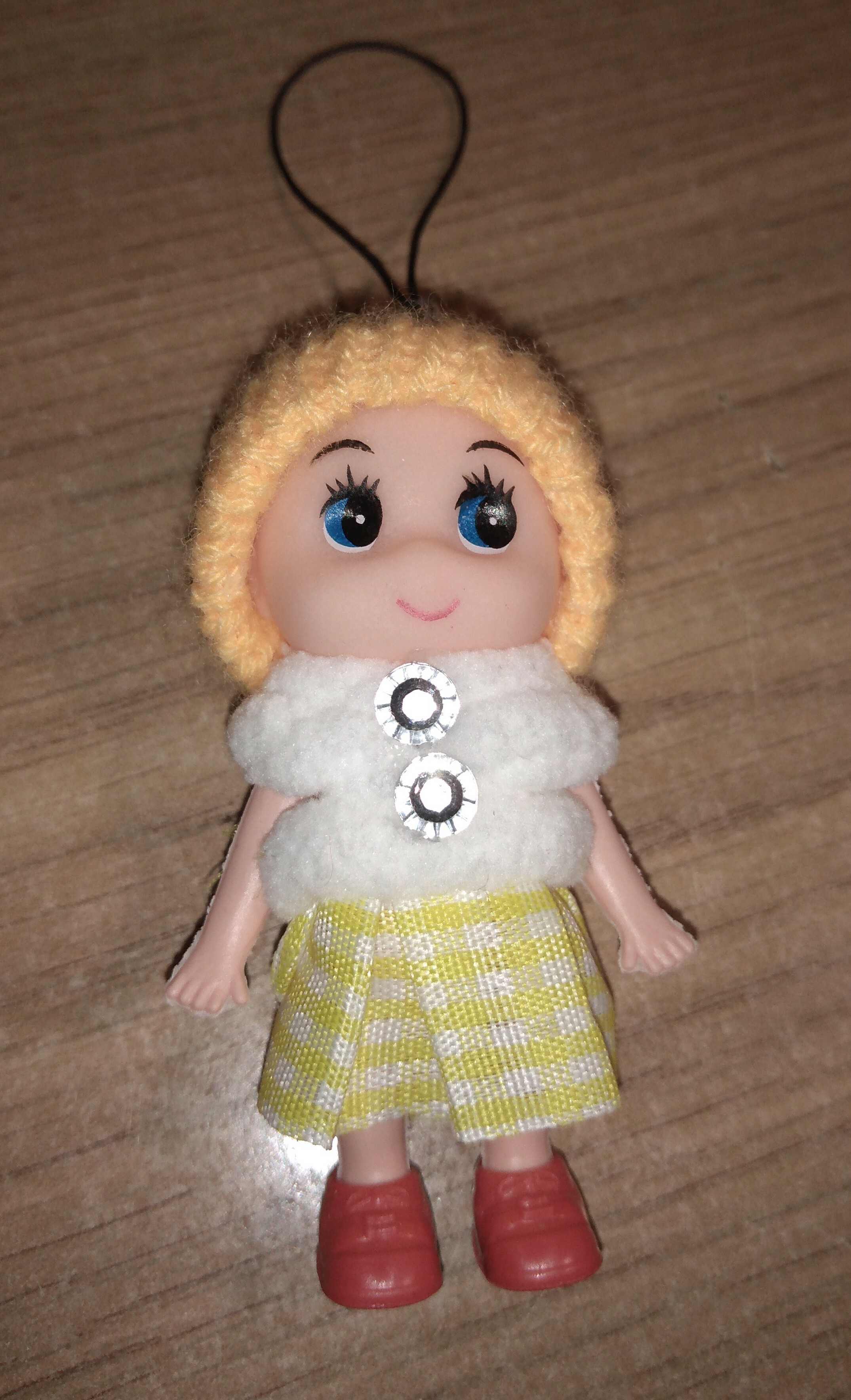 Фотография покупателя товара Кукла-брелок «Куколка», в шапочке и манто, цвета МИКС - Фото 2