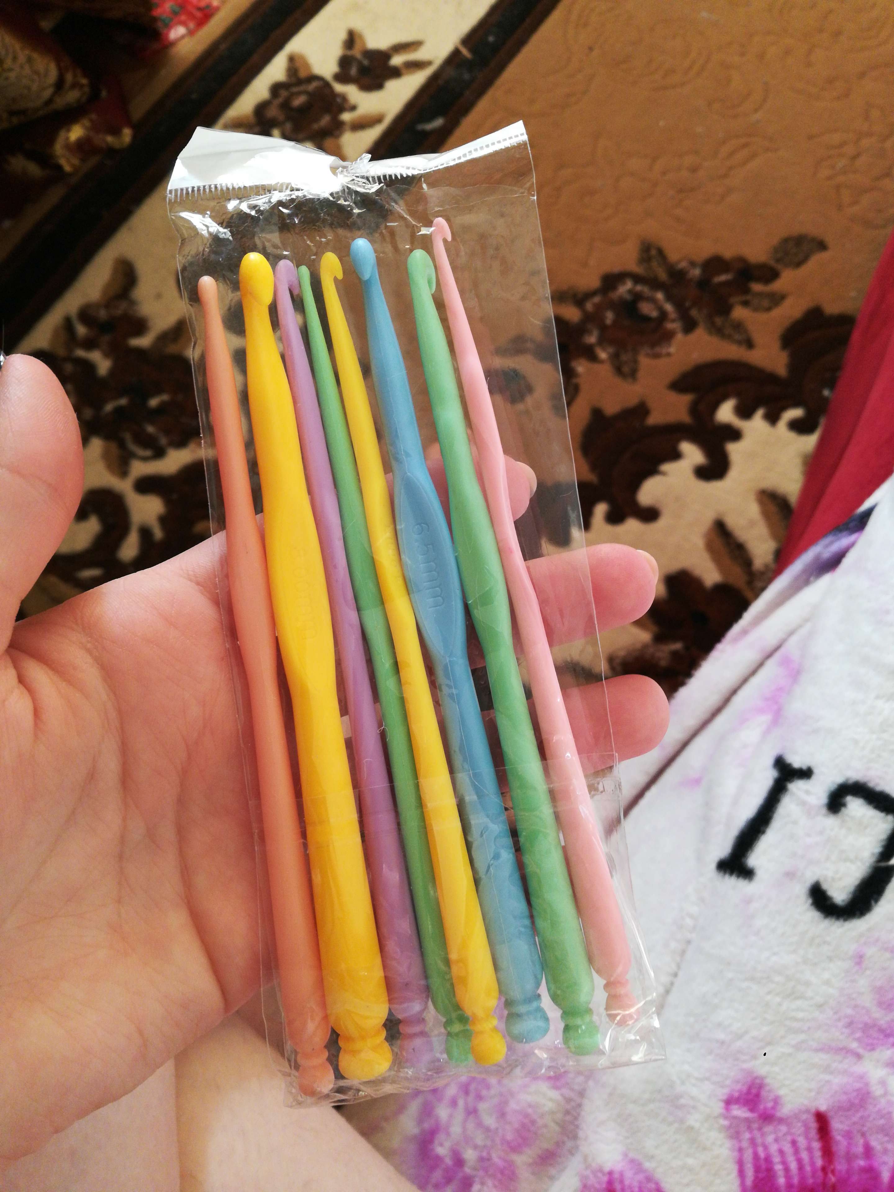 Фотография покупателя товара Набор крючков для вязания, d = 2,5-10 мм, 15 см, 9 шт, цвет разноцветный