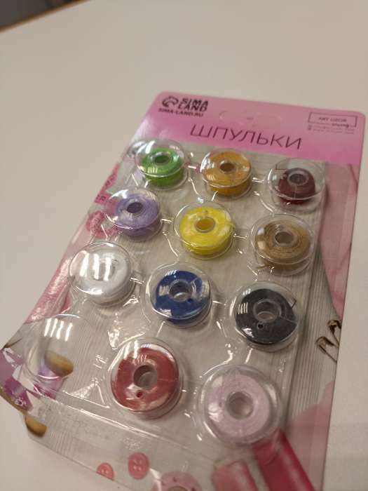 Фотография покупателя товара Набор шпулек с нитками, d = 19,5 мм, 12 шт, цвет разноцветный