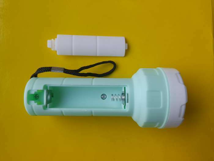Фотография покупателя товара Фонарь ручной, 1 Вт LED, боковой 5 Вт COB, 2 режима, 1 AA, 10.4 х 4.3 см - Фото 11