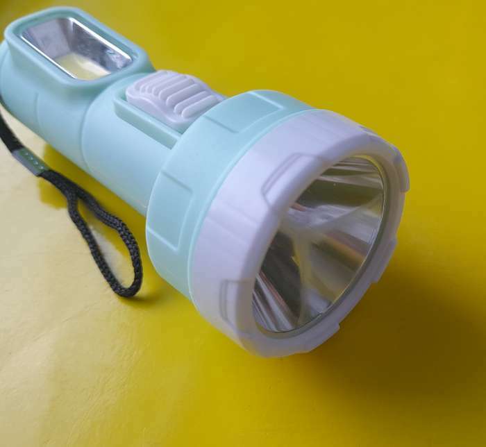 Фотография покупателя товара Фонарь ручной, 1 Вт LED, боковой 5 Вт COB, 2 режима, 1 AA, 10.4 х 4.3 см - Фото 8