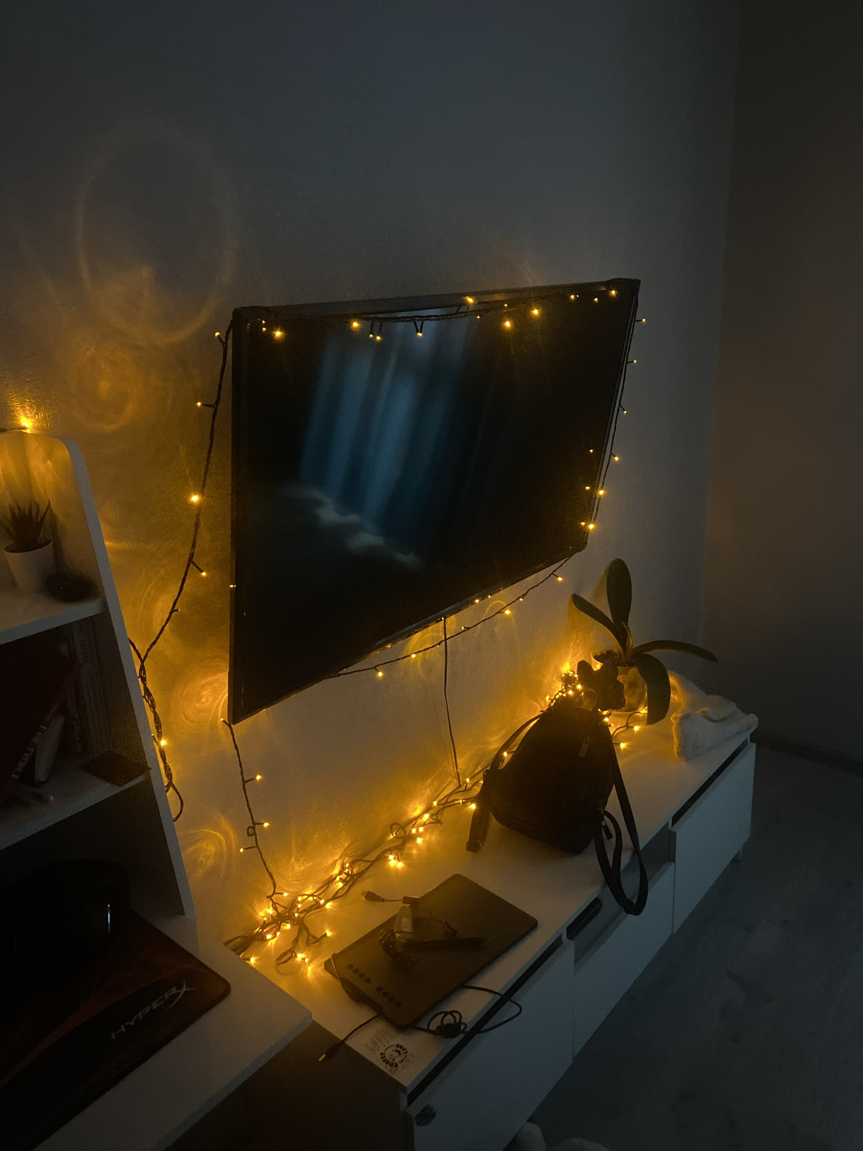 Фотография покупателя товара УЦЕНКА Гирлянда «Нить», 5 м, 50 LED, 220 В, 8 режимов, свечение синее - Фото 175