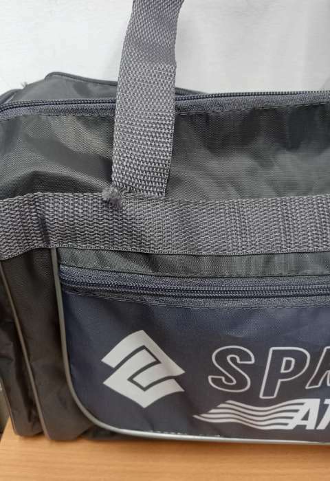 Фотография покупателя товара Сумка спортивная на молнии, 3 наружных кармана, цвет серый - Фото 4
