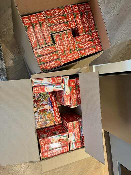 Фотография покупателя товара Новогодний набор «Буква-Ленд», 12 книг в подарочной коробке + 2 подарка - Фото 136