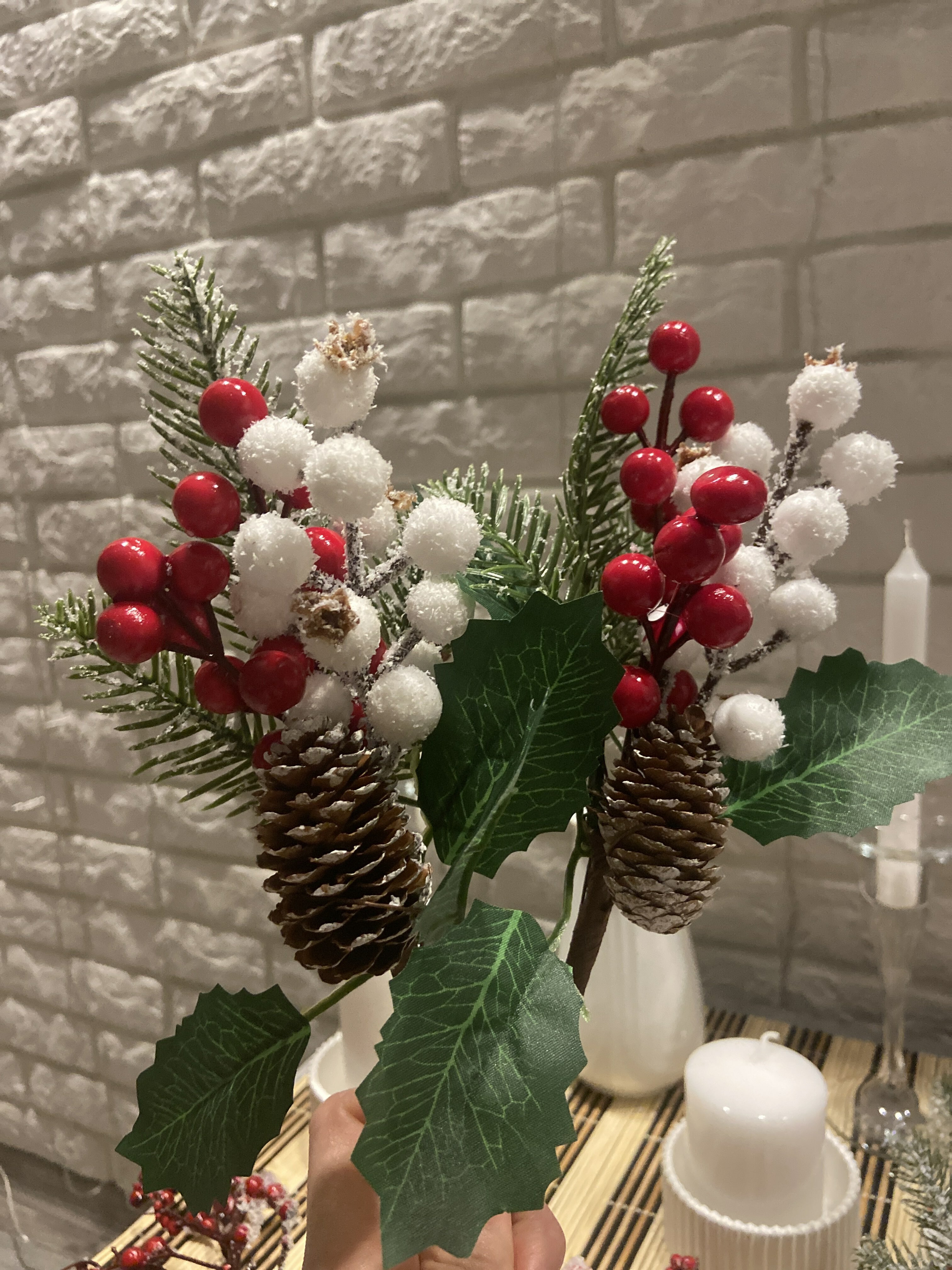 Фотография покупателя товара Декор "Зимнее очарование" шишка ягоды красные белые хвоя, 25 см