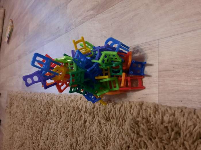 Фотография покупателя товара Настольная игра «На 4 ногах», большая версия, 70 стульев, 8 цветов - Фото 3