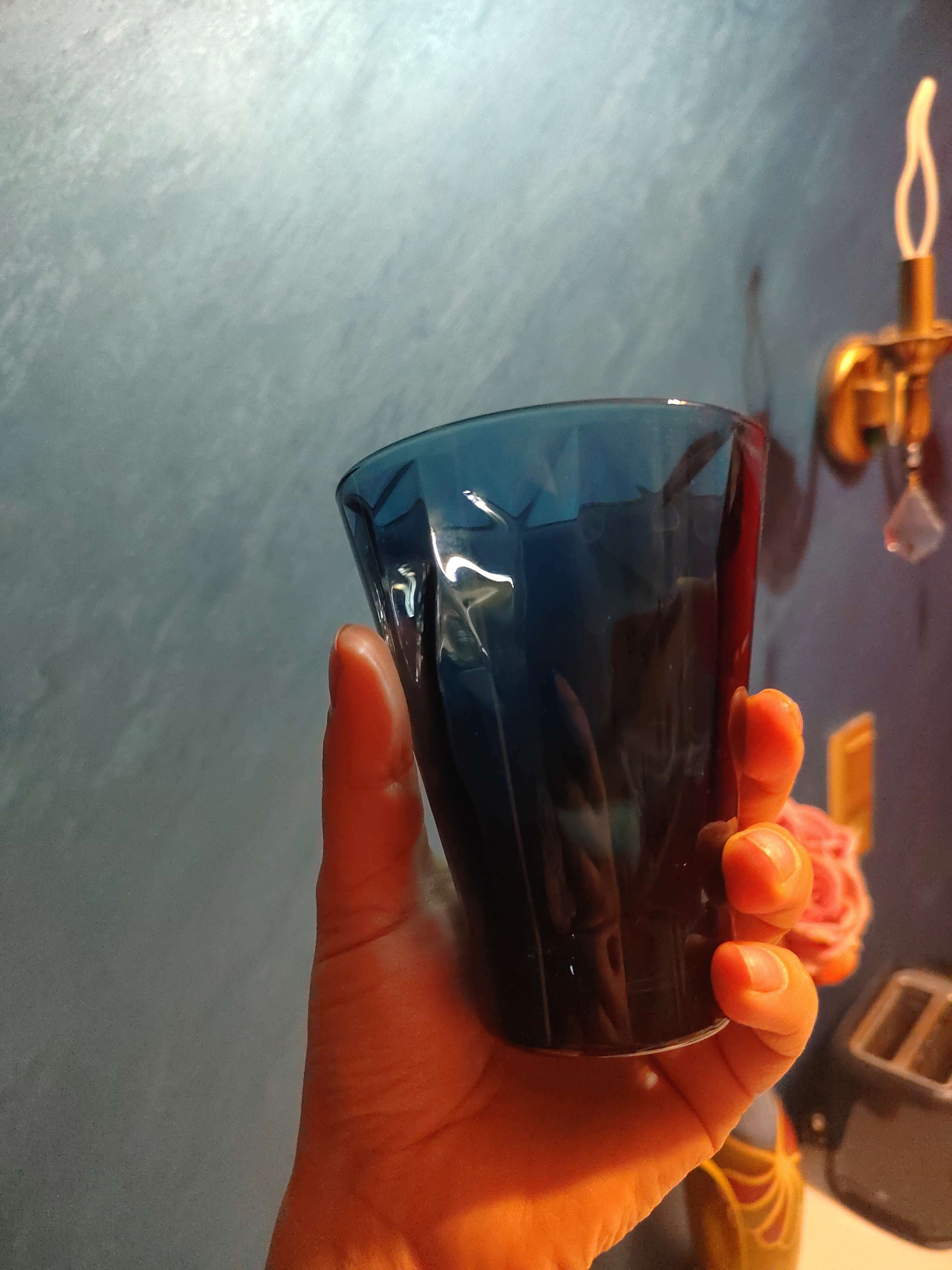 Фотография покупателя товара Стакан низкий стеклянный «Шетланд Скульптура», 300 мл, цвет синий - Фото 2