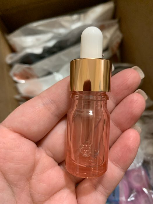 Фотография покупателя товара Бутылочка стеклянная для хранения, с пипеткой, 30 мл, розовая - Фото 2