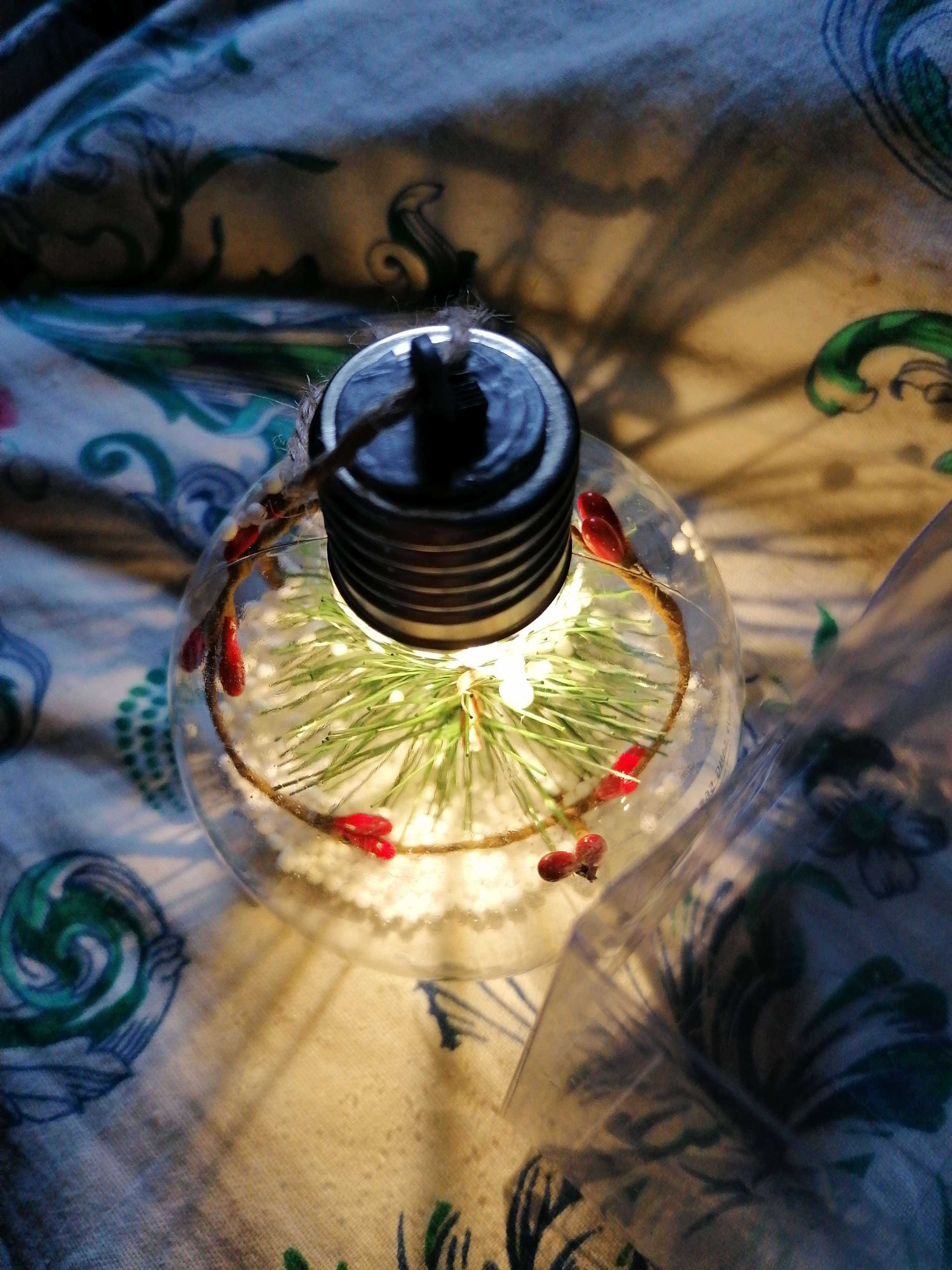 Фотография покупателя товара Ёлочный шар «Еловая ветка», батарейки, 1 LED, свечение тёплое белое - Фото 4