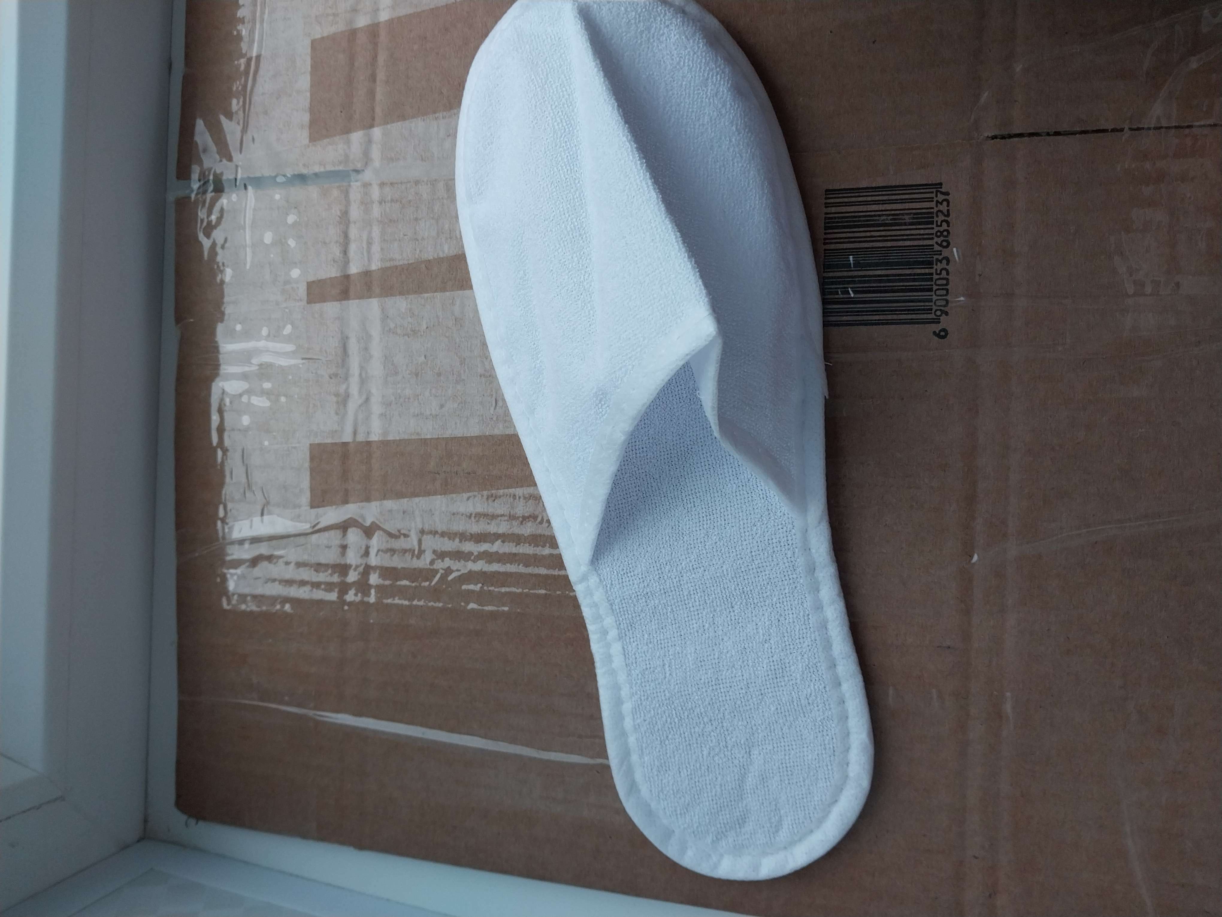 Фотография покупателя товара Одноразовые тапочки, 42 размер, махровые, эконом, белые, закрытый мыс