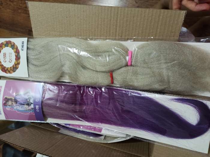 Фотография покупателя товара SIM-BRAIDS Канекалон трёхцветный, гофрированный, 65 см, 90 гр, цвет фиолетовый/сиреневый/пепельный(#FR-27) - Фото 28