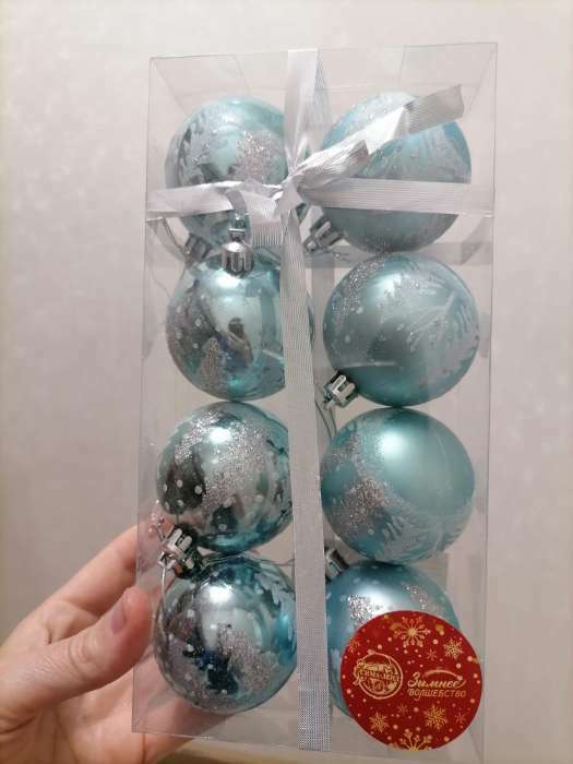 Фотография покупателя товара Ёлочные игрушки «Снежные ёлки», шары новогодние, набор 8 шт., d=6 см, золотистый - Фото 2