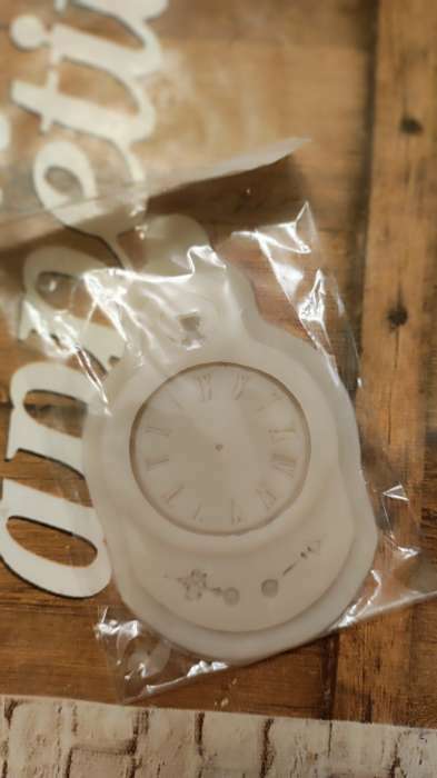 Фотография покупателя товара Силиконовый молд Доляна «Часы», 11×7 см, цвет МИКС - Фото 1