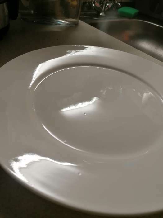 Фотография покупателя товара Тарелка фарфоровая обеденная с утолщённым краем Доляна White Label, d=25 см, цвет белый - Фото 3