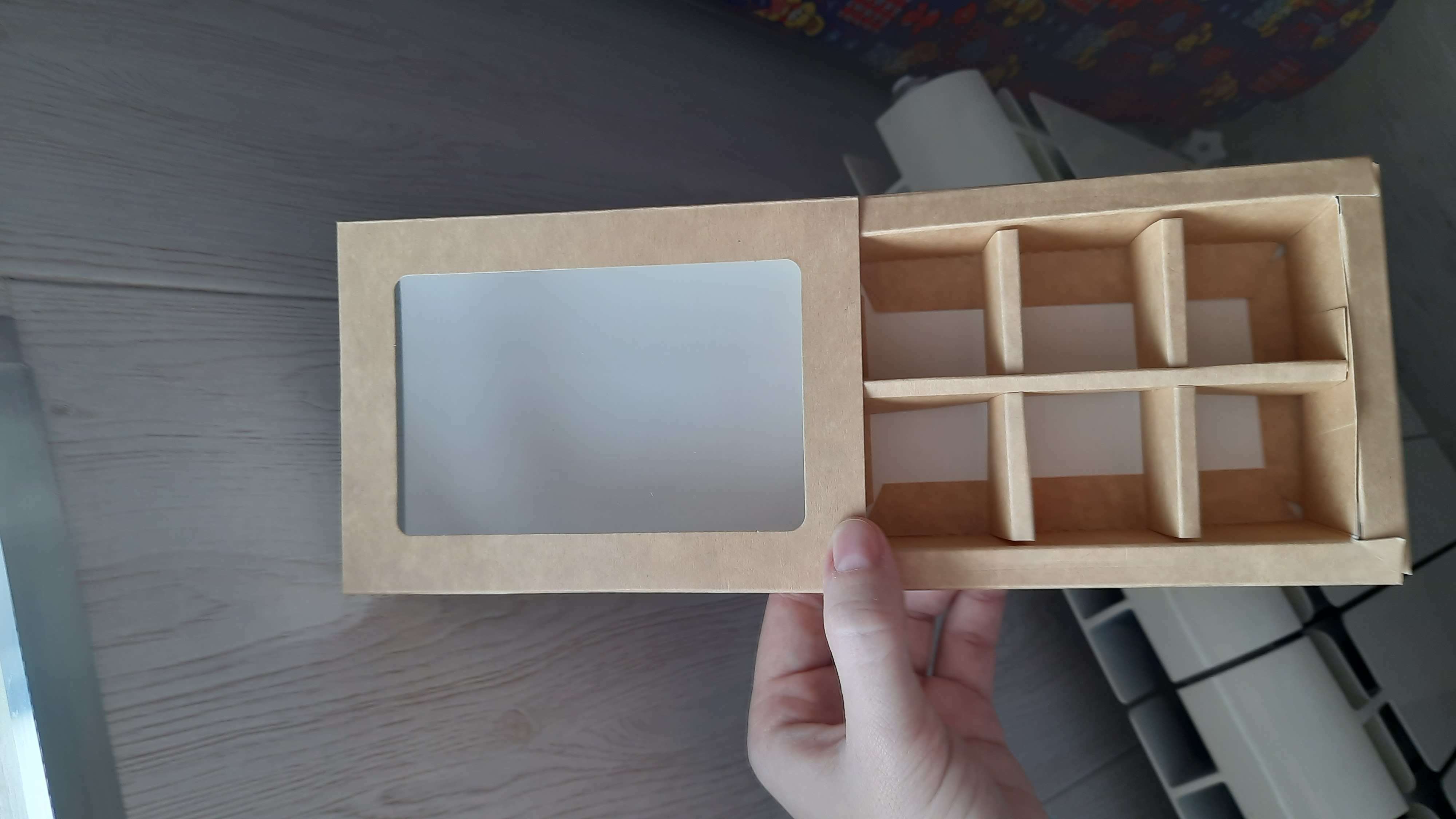 Фотография покупателя товара Коробка для 6 конфет с окном, белая, 13.7×9.85×3.85 см - Фото 21