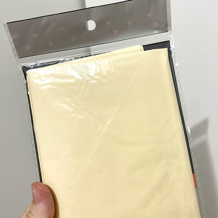 Фотография покупателя товара Бумага упаковочная тишью, светло-желтый, 50 х 66 см