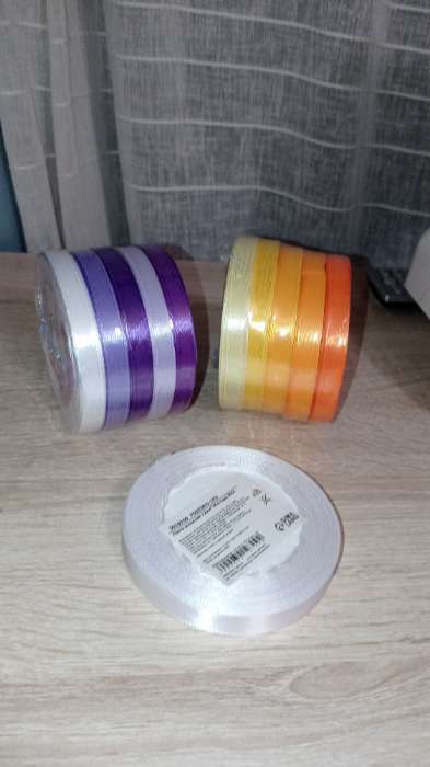 Фотография покупателя товара Набор атласных лент, 5 шт, размер 1 ленты: 10 мм × 23 ± 1 м, цвет фиолетовый спектр
