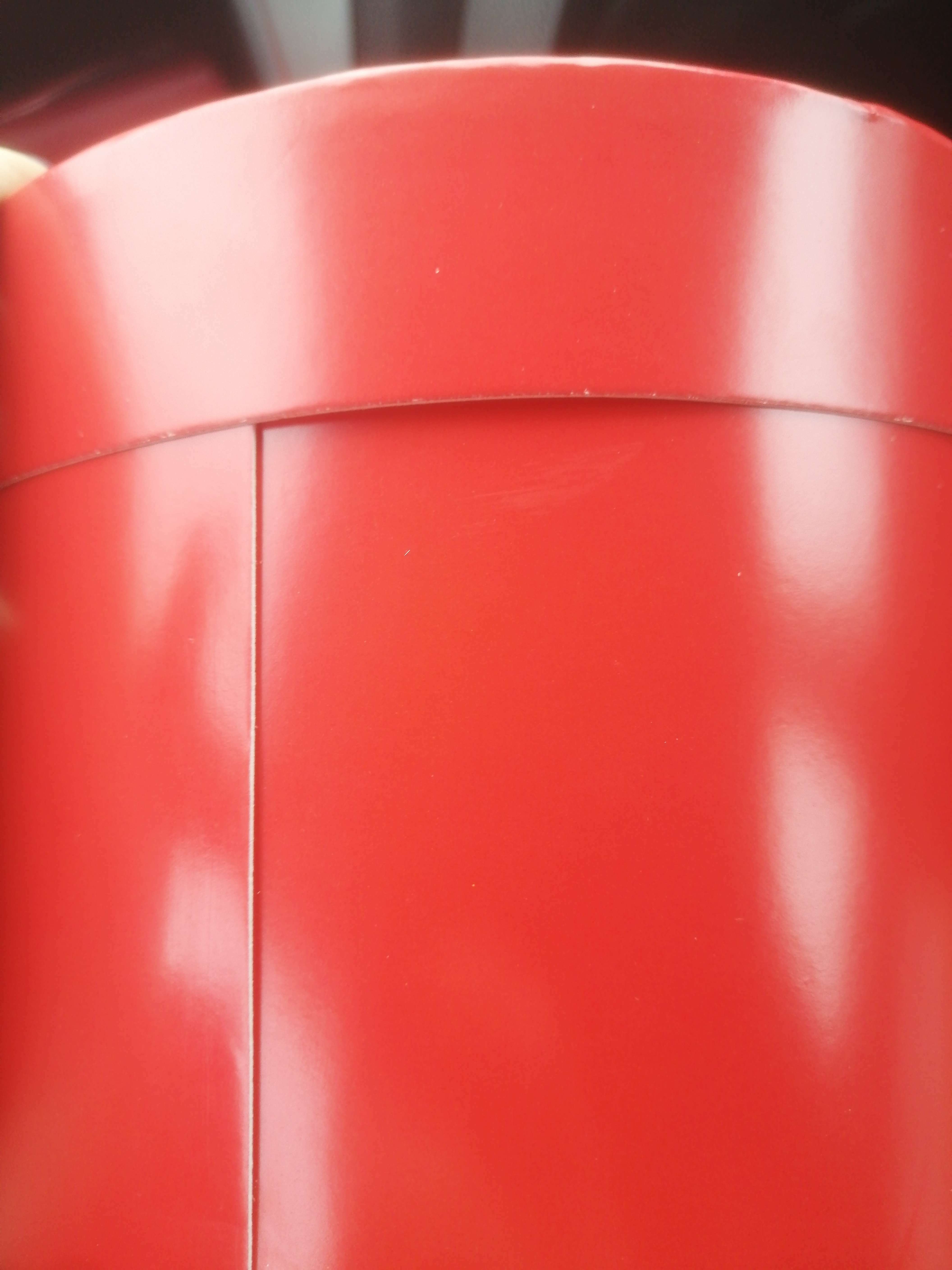 Фотография покупателя товара Набор шляпных коробок 3 в 1 красный, упаковка подарочная, 16 х 10, 14 х 9, 13 х 8,5 см - Фото 2