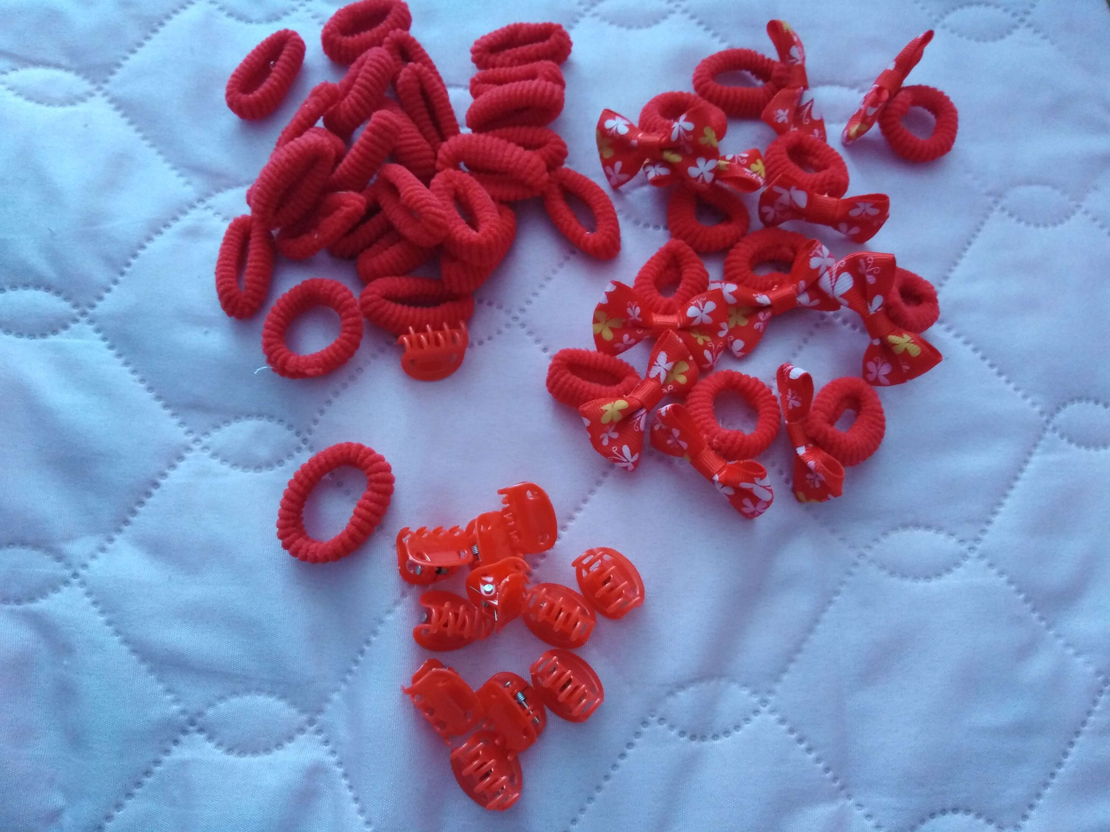 Фотография покупателя товара Набор для волос "Софи" (7 резинок, 2 краба) с бабочками, красный