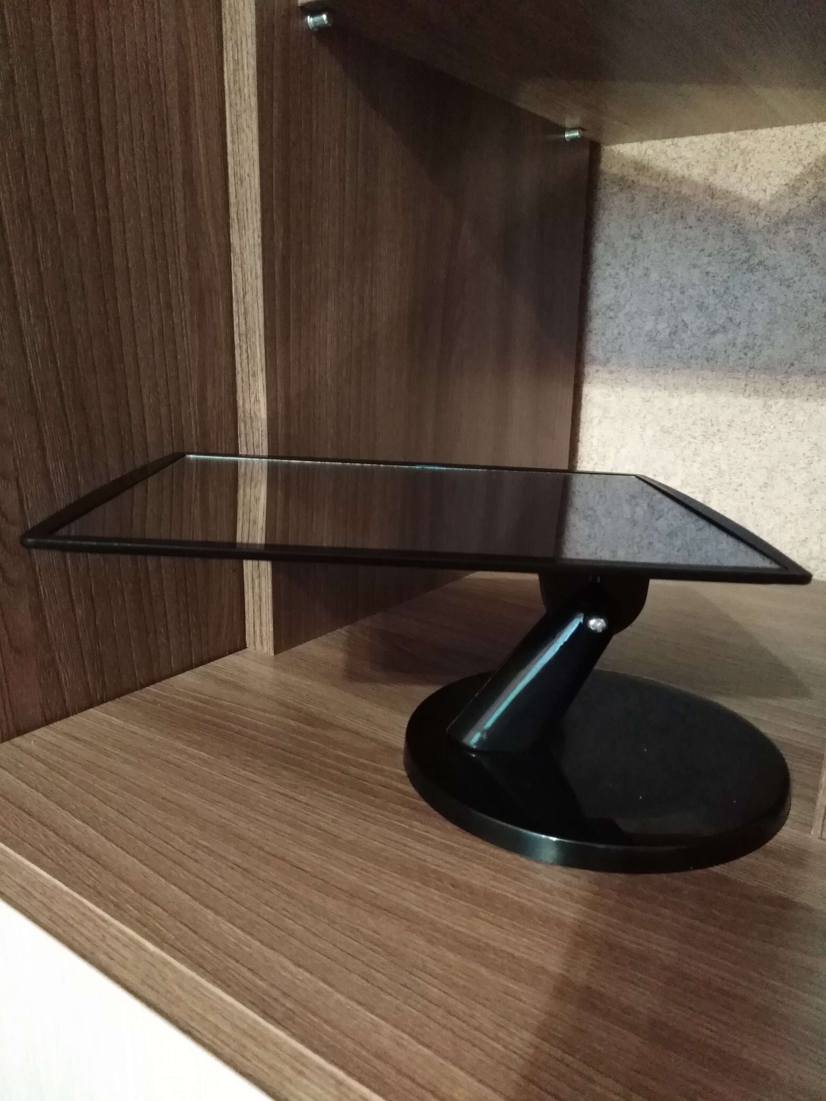 Фотография покупателя товара Зеркало на ножке, зеркальная поверхность — 13,2 × 17,5 см, цвет чёрный