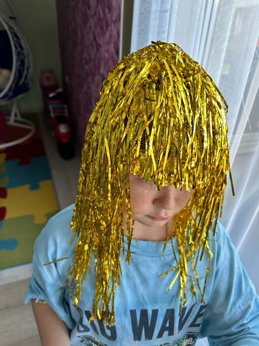 Фотография покупателя товара Карнавальный парик «Дождь», 45 см, цвет фуксия - Фото 1