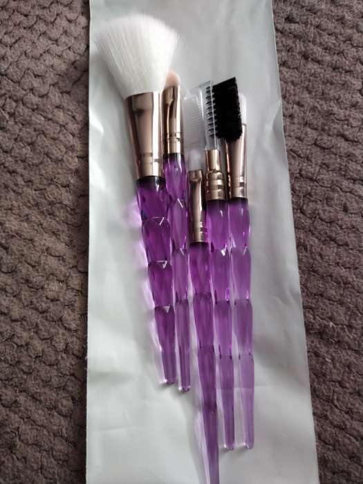 Фотография покупателя товара Набор кистей для макияжа «Конус», 5 предметов, МИКС - Фото 1