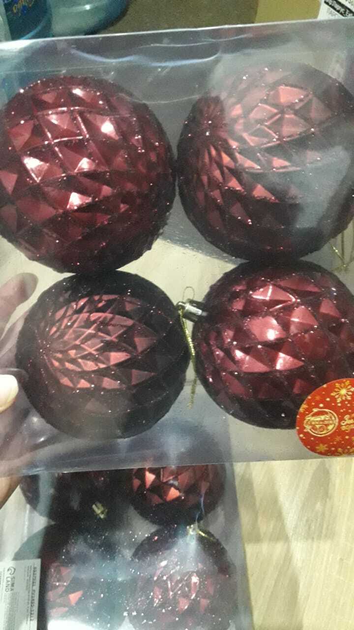 Фотография покупателя товара Набор шаров пластик d-10 см, 4 шт "Грейна" красный
