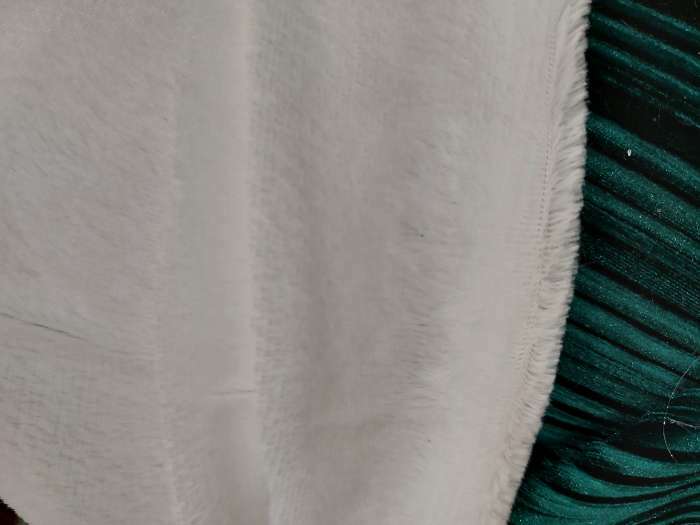 Фотография покупателя товара Лоскут для рукоделия, мех на трикотажной основе, 50 × 50 см, цвет белый - Фото 1