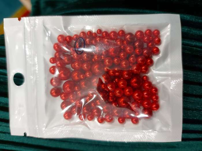 Фотография покупателя товара Декор для творчества пластик "Шарики. Красные" d=3-8 мм, набор 10 гр