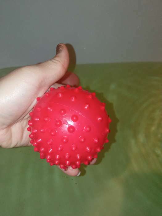 Фотография покупателя товара Мяч массажный, d=8 см, 15 г, цвет МИКС - Фото 2
