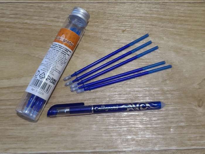 Фотография покупателя товара Набор ручка гелевая со стираемыми чернилами, пишущий узел 0.5 мм, чернила синие+9 синих стержней - Фото 22