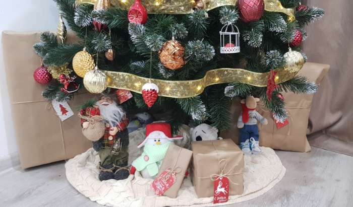 Фотография покупателя товара Дед Мороз "В клетчатой шубке, с фонариком и мешком" 30 см - Фото 7