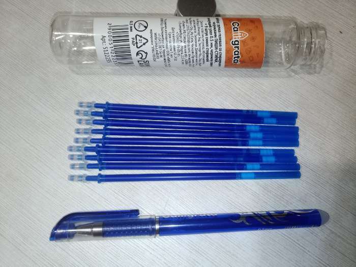 Фотография покупателя товара Набор ручка гелевая со стираемыми чернилами, пишущий узел 0.5 мм, чернила синие+9 синих стержней - Фото 56