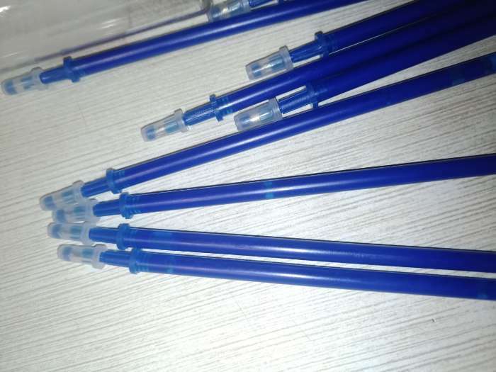 Фотография покупателя товара Набор ручка гелевая со стираемыми чернилами, пишущий узел 0.5 мм, чернила синие+9 синих стержней - Фото 55