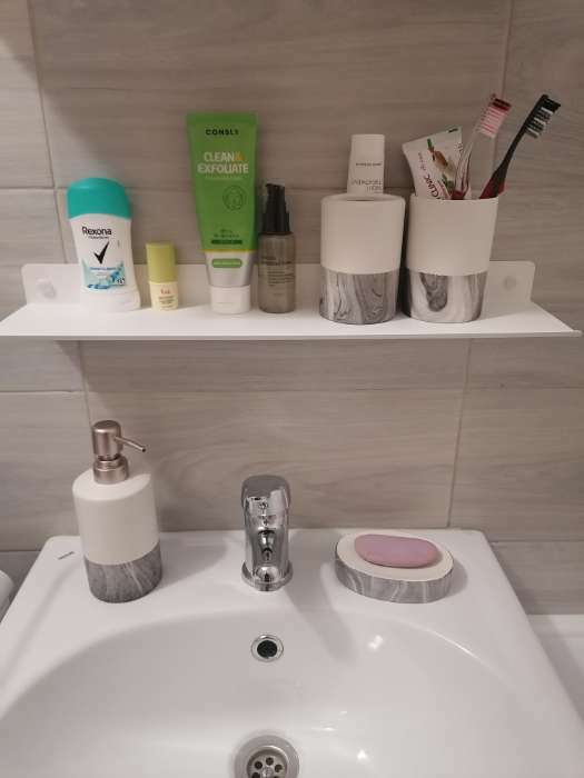 Фотография покупателя товара Набор аксессуаров для ванной комнаты SAVANNA Stone gray, 4 предмета (дозатор для мыла 390 мл, 2 стакана, мыльница), цвет белый - Фото 2