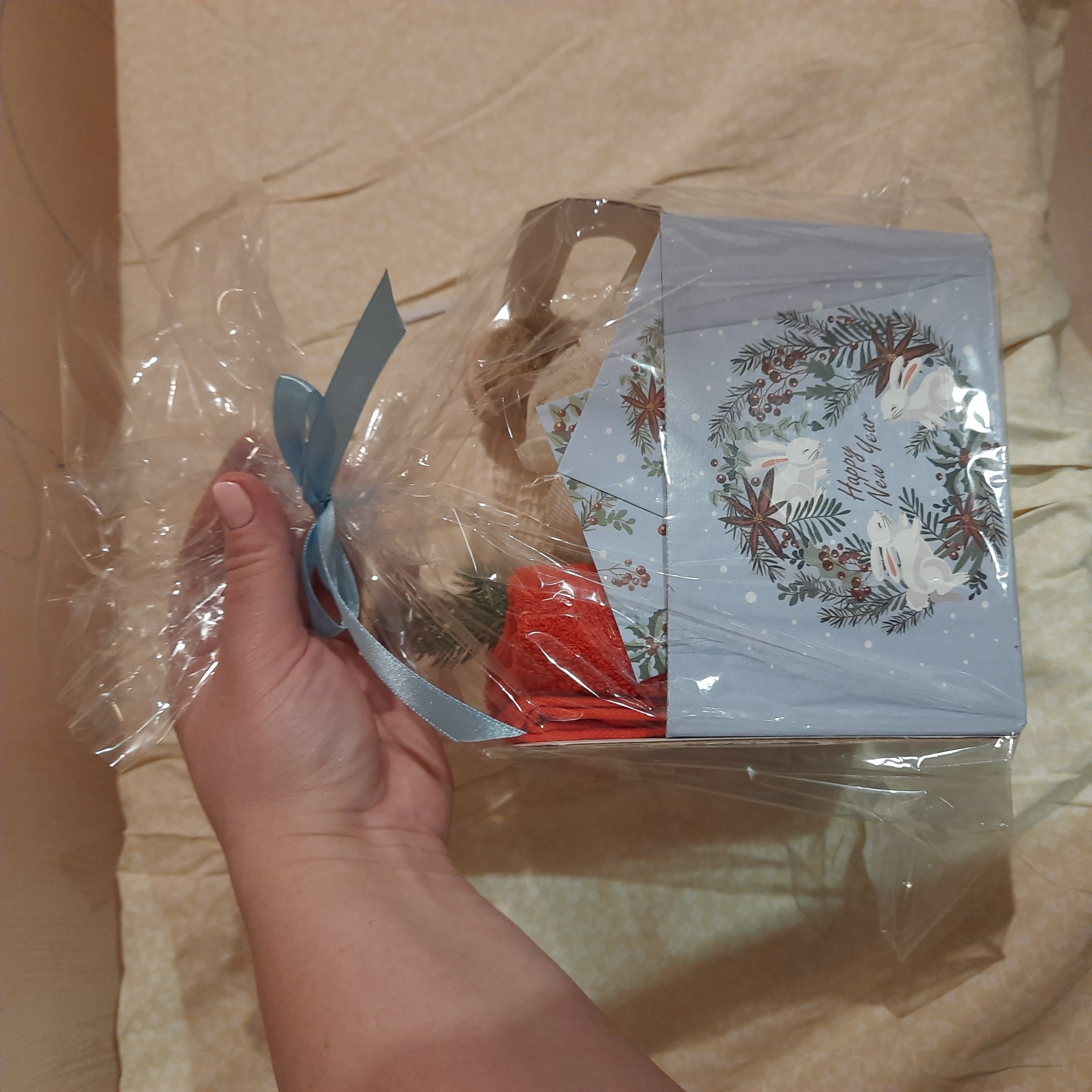 Фотография покупателя товара Новогодний подарочный набор Этель "Зайчата", полотенце и аксессуары - Фото 2