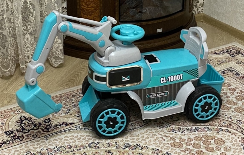 Фотография покупателя товара Детский электромобиль «Экскаватор», привод ковша ручной, световые и звуковые эффекты, цвет голубой