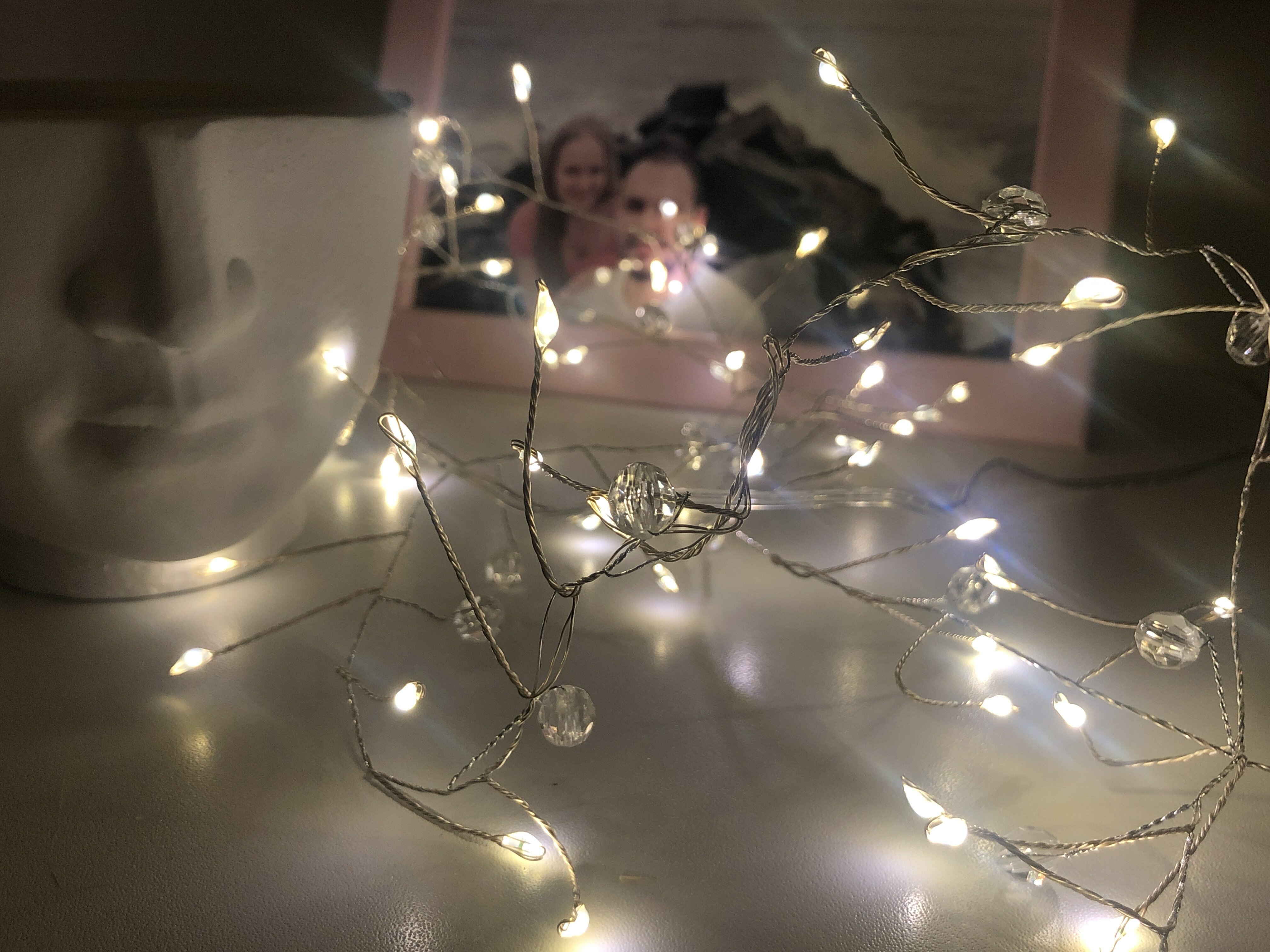 Фотография покупателя товара Гирлянда «Мишура» 2 м роса с насадками «Бусины», IP20, серебристая нить, 100 LED, свечение тёплое белое, ААх3 - Фото 2