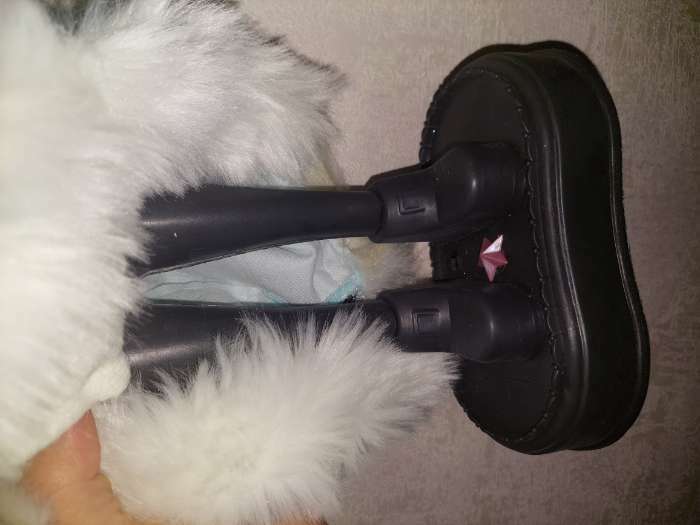 Фотография покупателя товара Снегурочка под ёлку «Зимнее волшебство. В голубой шубке с бусинками» двигается, 40 см - Фото 9